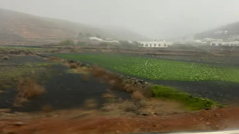 Imagen de la llegada de las lluvias a Lanzarote este viernes.