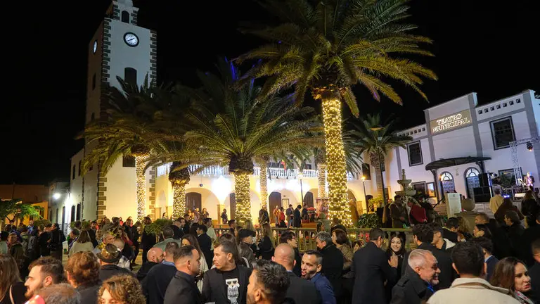 Fiesta de Nochevieja en San Bartolom&eacute;.