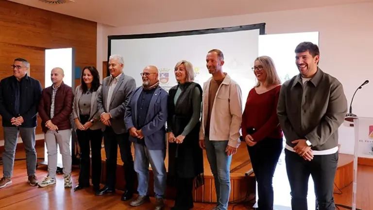 Grupo de gobierno del Ayuntamiento de T&iacute;as.