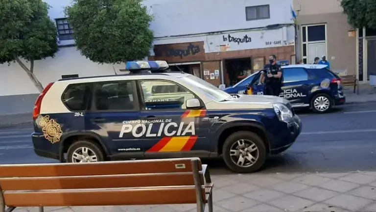Imagen de archivo de una actuaci&oacute;n de la Polic&iacute;a Nacional en Arrecife. 