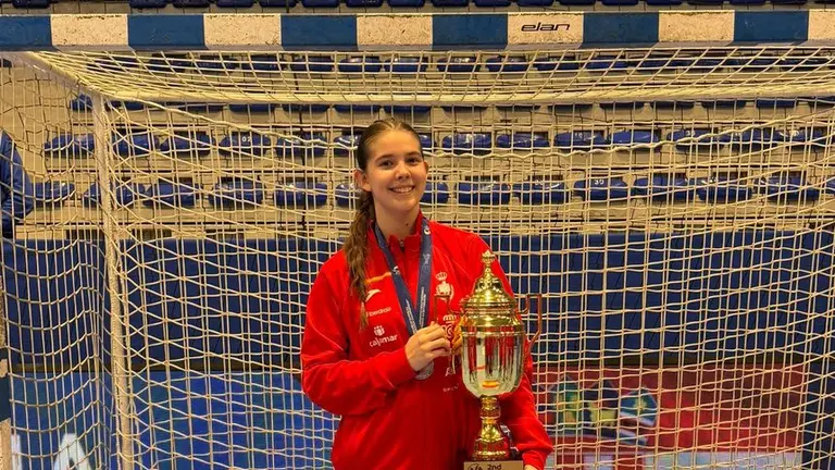 Martha Padr&oacute;n en Kosovo (2)