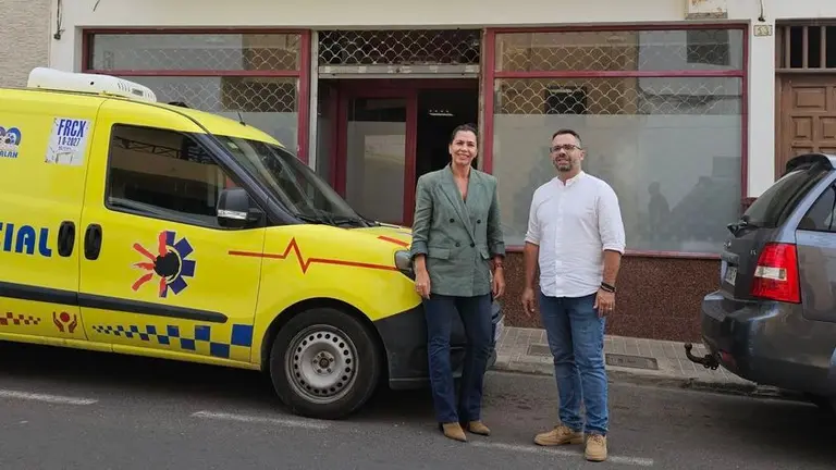 Maite Corujo junto a Echedey Eugenio en el Comedor Social (1)
