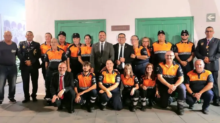 Yonathan de Le&oacute;n y Kevin Cort&eacute;s felicitan a Protecci&oacute;n Civil de Arrecife en este D&iacute;a Internacional de Protecci&oacute;n Civil