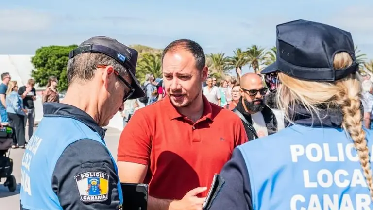 Gin&eacute;s Gonz&aacute;lez, concejal de Polic&iacute;a Local del Ayuntamiento de Teguise.