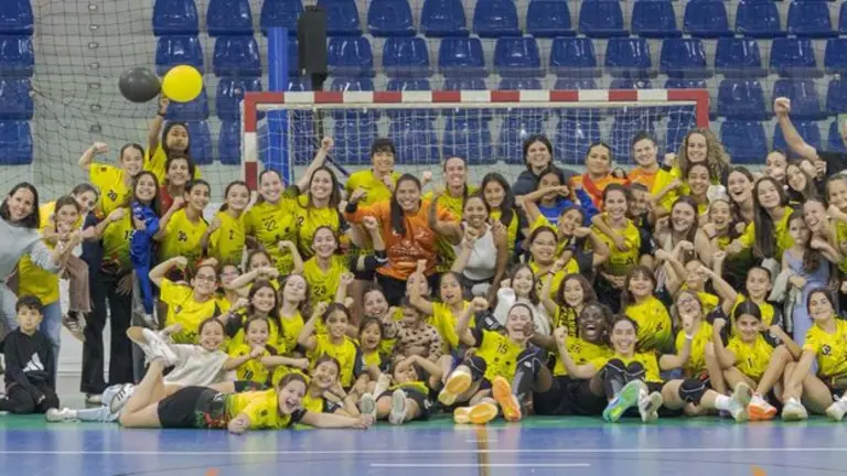 La imagen de la alegr&iacute;a tras el meritorio partido