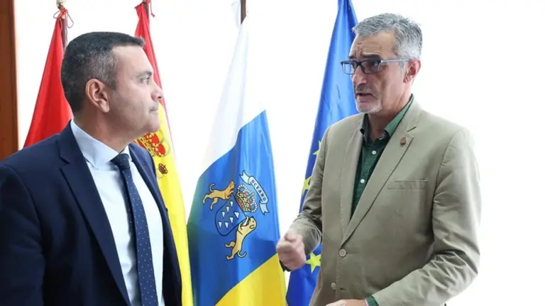 Marci Acu&ntilde;a y Oswaldo Betancort.