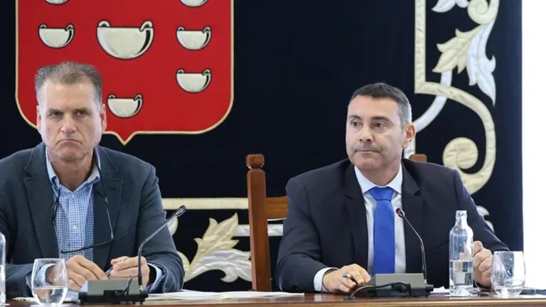 Oswaldo Betancort junto a Domingo Cejas.