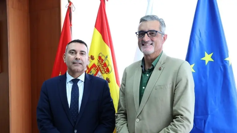 Marci Acu&ntilde;a y Oswaldo Betancort.