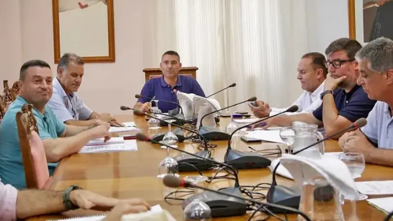 Imagen de archivo de una asamblea del Consorcio del Agua de Lanzarote. 