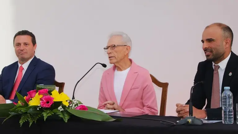 El pregonero junto a &Oacute;scar Noda y Daniel Medina