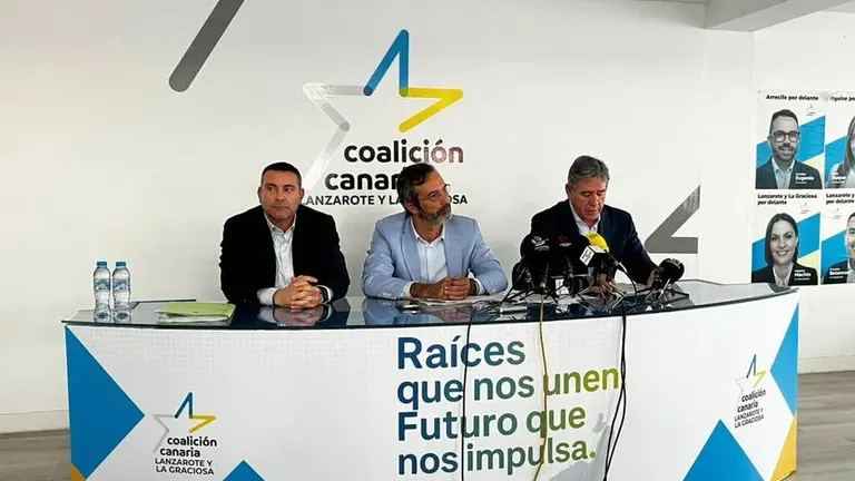 Oswaldo Betancort, Pedro San Gin&eacute;s y Erasmo Armas en una imagen de archivo