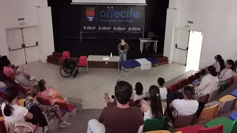 Curso de formaci&oacute;n en dependencia realizado en Arrecife.