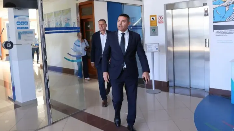 Oswaldo Betancort y Domingo Cejas en la toma de Posesi&oacute;n Gesti&oacute;n Ciclo Integral del Agua.