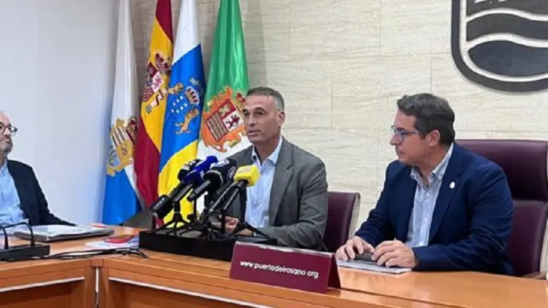 Alfredo Villalba este lunes en una reuni&oacute;n de la Federaci&oacute;n