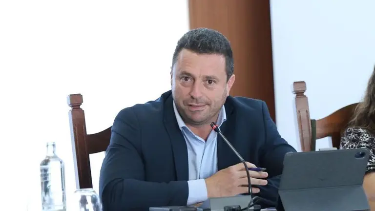 &Oacute;scar Noda.