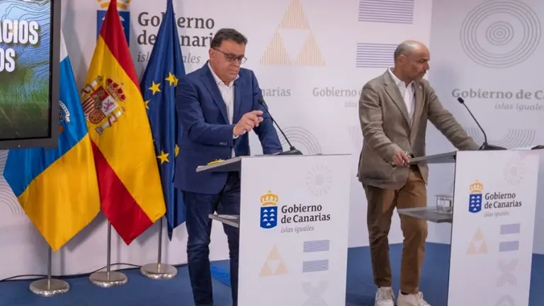 Manuel Miranda y Alfonso Cabello en la rueda de prensa posterior al encuentro del Consejo de Gobierno.