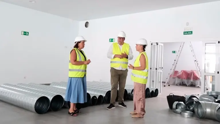 Isidro P&eacute;rez, Marlene Romero y Carmen Medina.