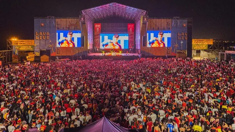 P&uacute;blico asistente a la Final del Mundial en Arrecife.