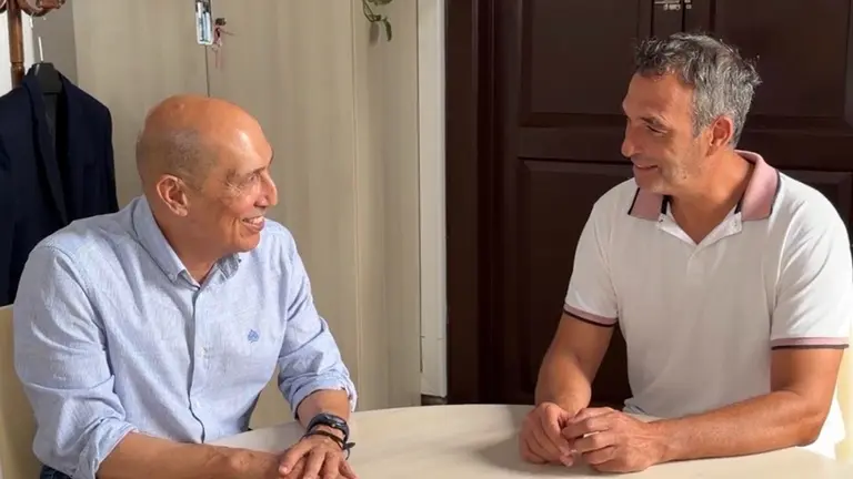 Pedro Viera junto a Alfredo Villalba.