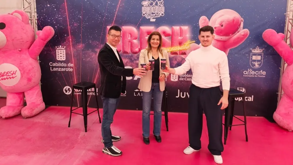 Momento de la presentaci&oacute;n del evento con la vicepresidenta del Cabildo, Mar&iacute;a Tovar.