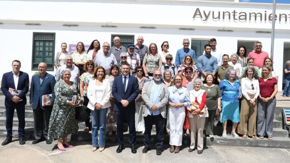 Imagen de todos los que participaron en el importante acto