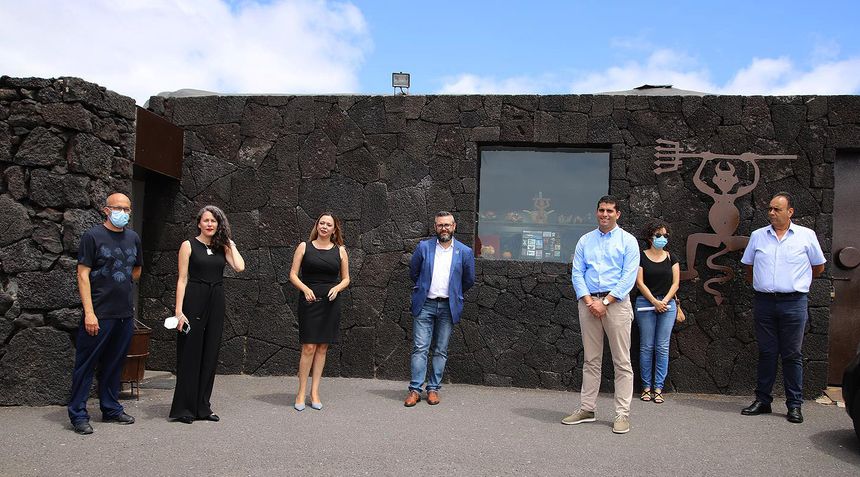 Miguel Ángel Pérez Visita las Montañas del Fuego (2)