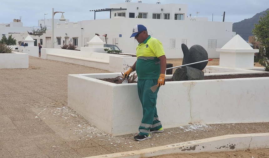 MEJORA ESPACIOS PÚBLICOS LA GRACIOSA