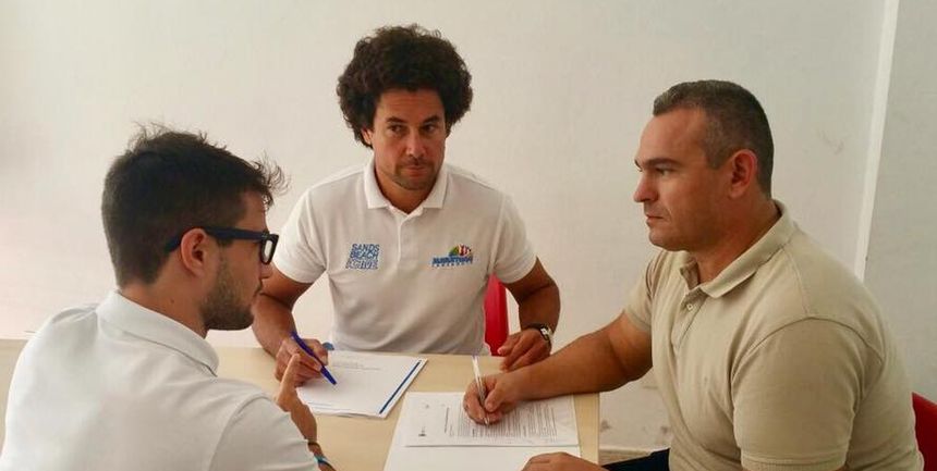 14993345_10155380665062004_1939156671466404352_n