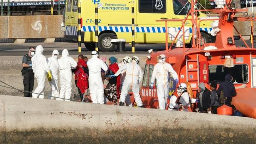 inmigrantes-canarias-khaC--620x349@abc