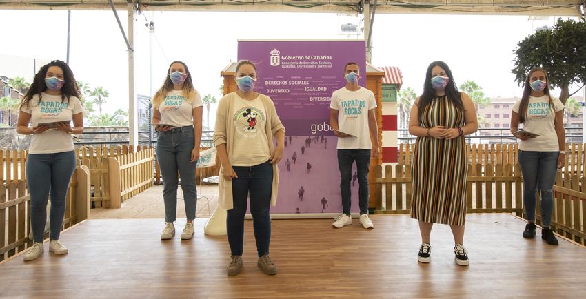 27.07.20.-Las Palmas de Gran Canaria. La consejera de Derecho Sociales, Igualdad, Diversidad y Juventud, Noemí Santana, junto a la directora general de Juventud, Laura Fuentes, presentan la campaña 