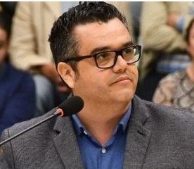 Armando Santana