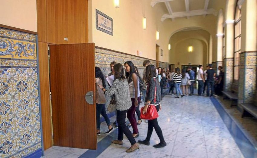 alumnos uni