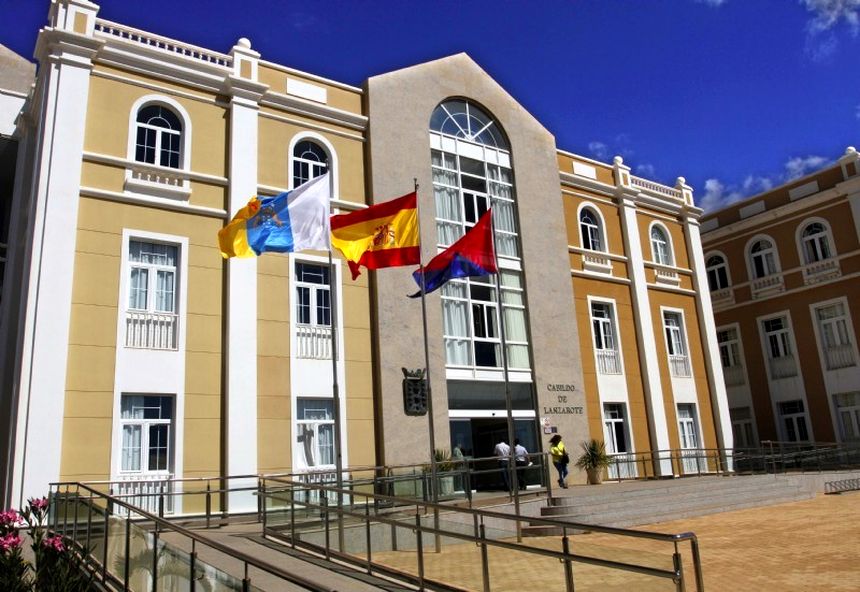 Fachada Cabildo de Lzte