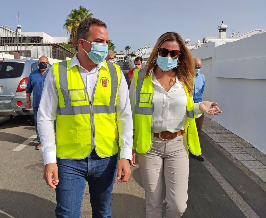 Presidenta del Cabildo y consejero de Obras