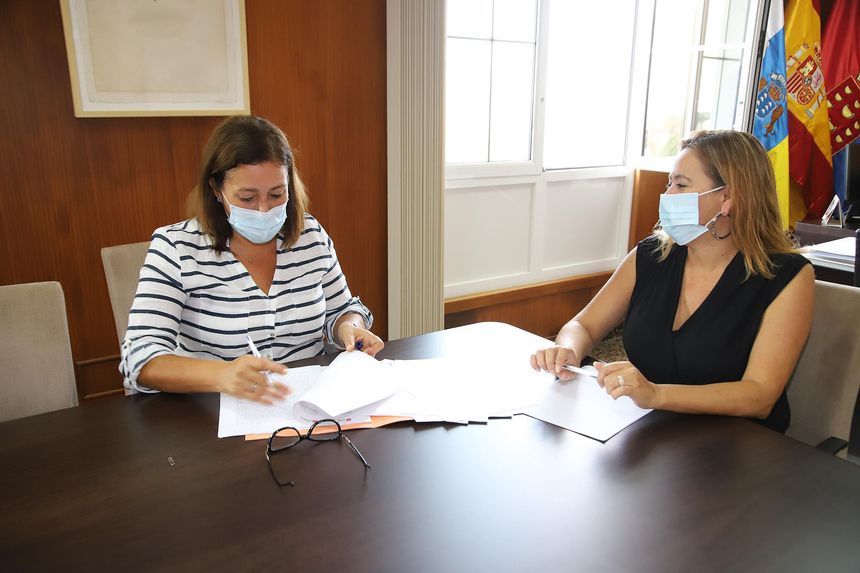 Fitrma Convenio Cabildo y Ayto de Arrecife (2)