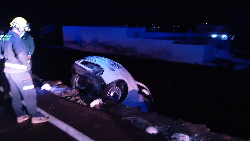 Imagen del vuelco en Yaiza.