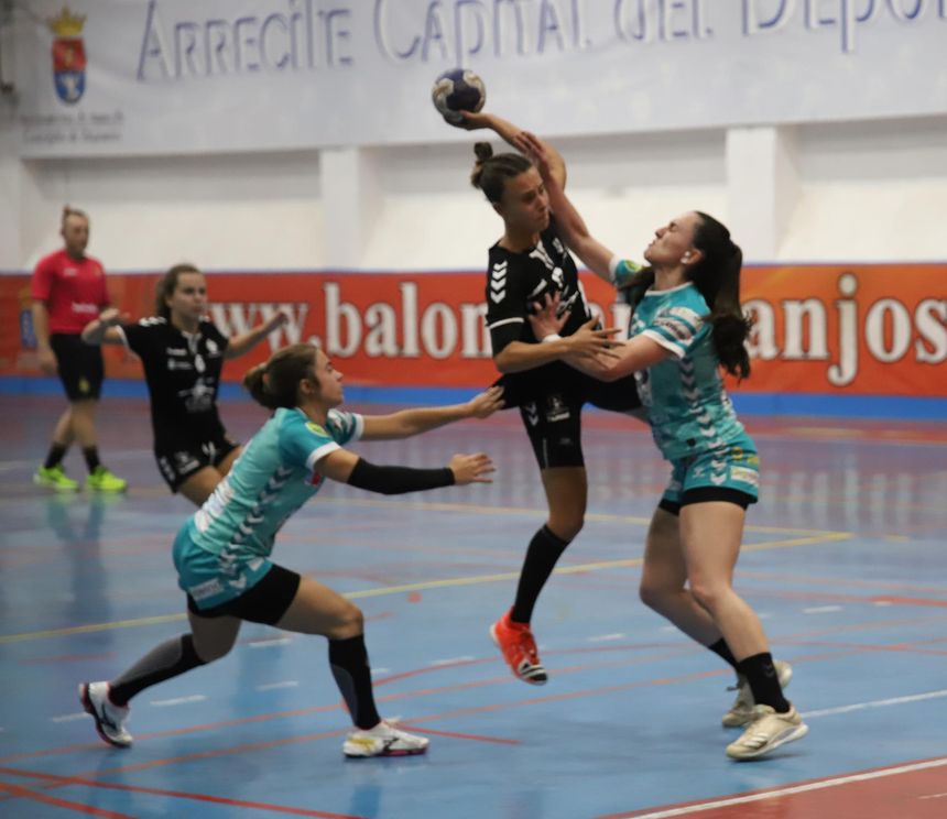 CICAR Lanzarote Ciudad de Arrecife & Zubileta Evolution Balonmano Zuazo. (16)
