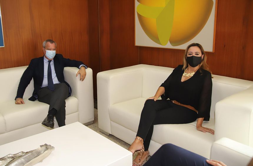 Reunión con el consejero de Obras Públicas Sebastián Franquis  (1)