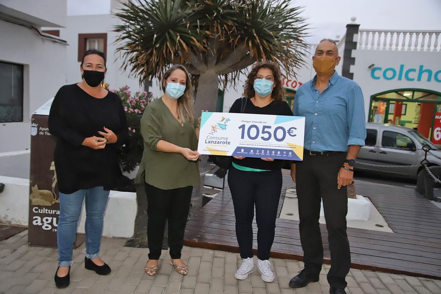 Entrega  premio por Consume Lanzarote (5)