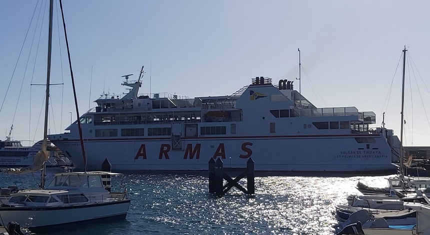 UD Lanzarote Naviera Armas (1)