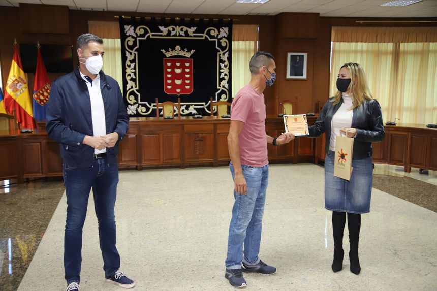 Recepción a rescatadores náufragos en Órzola (5)