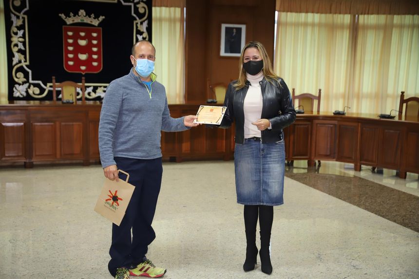 Recepción a rescatadores náufragos en Órzola (6)