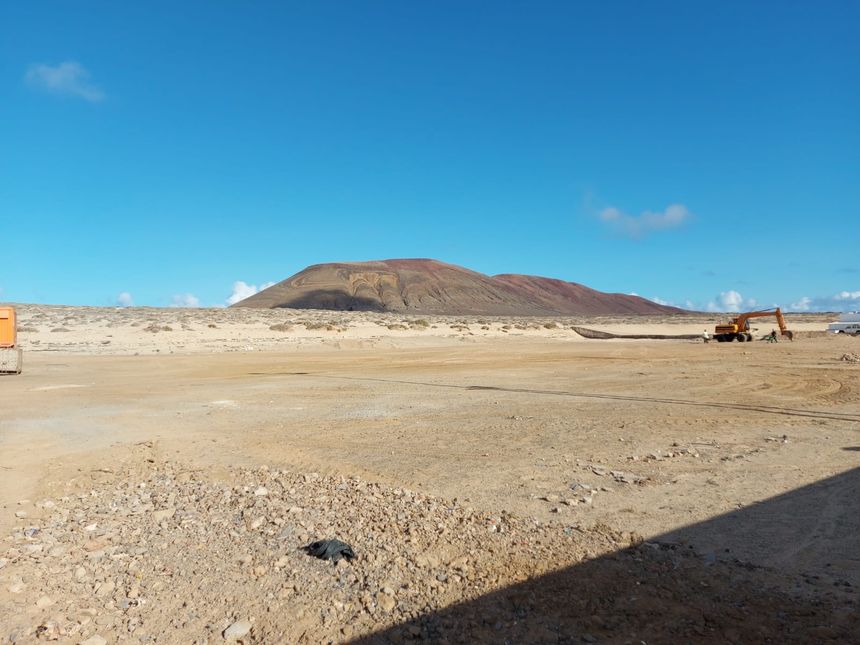 LIMPIEZA ENSERES LA GRACIOSA 1