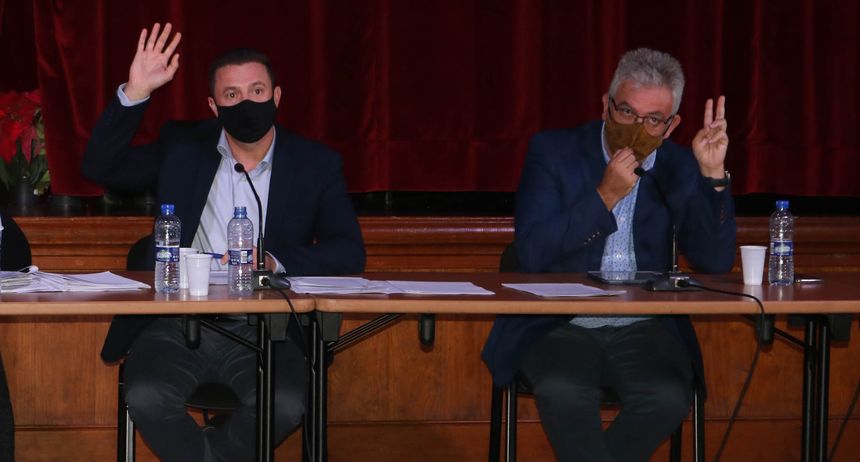 Óscar Noda y Ángel Domínguez durante el Pleno