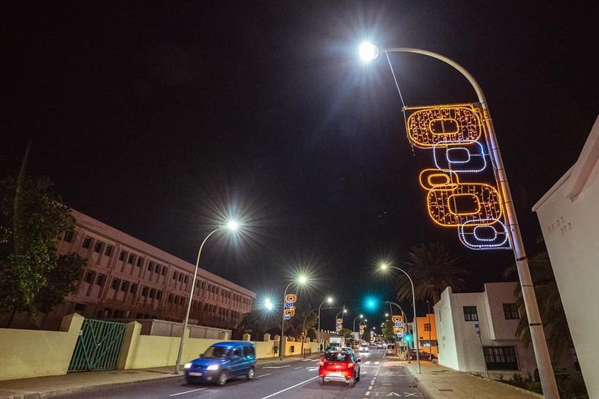 La iluninación navideña de Arrecife despliega alumbrado en todos los barrios. Zona de Tinasoria