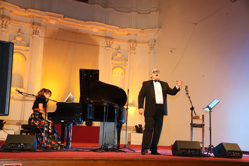 Concierto “Iěntimo” de Besay Peěrez (15) 