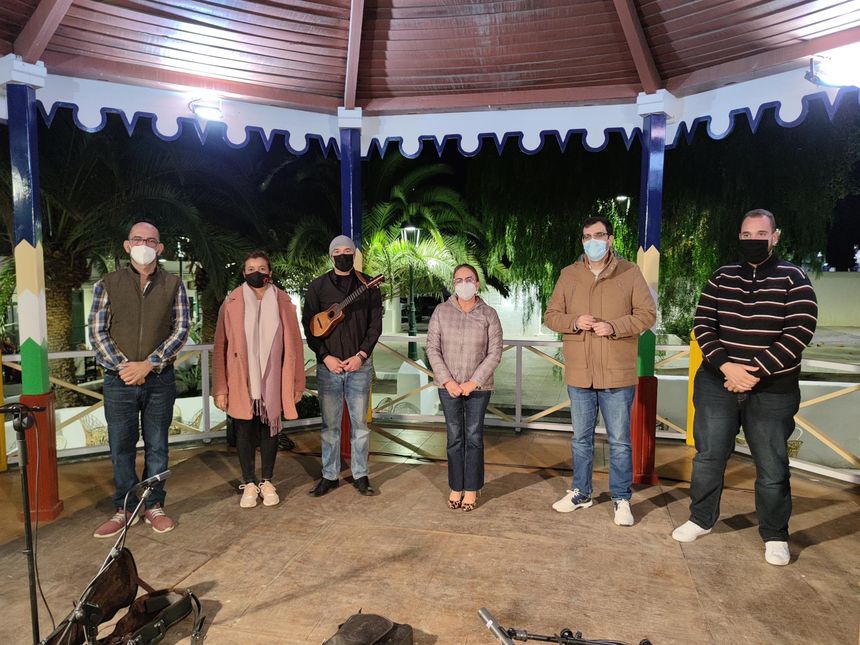 Concierto de Alexis Lemes y Adrian Niz, Pueblo Marinero Costa Teguise (12)