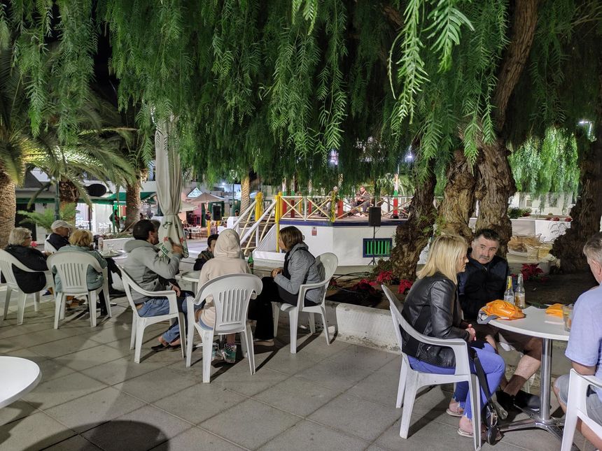 Concierto de Alexis Lemes y Adrian Niz, Pueblo Marinero Costa Teguise (3)