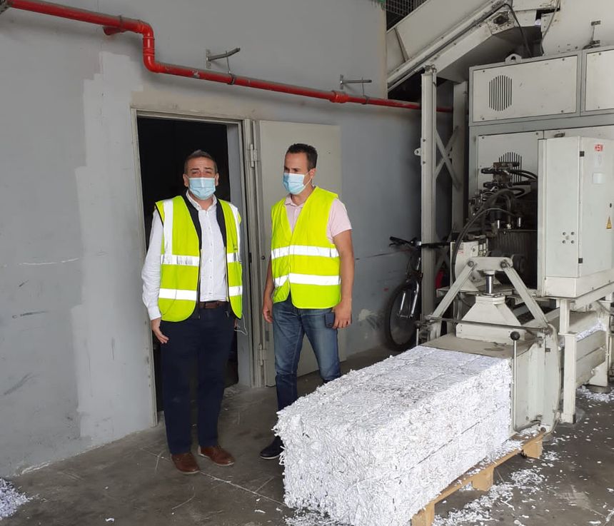 b9156797-404c-4f7c-a5b3-4904c455febe