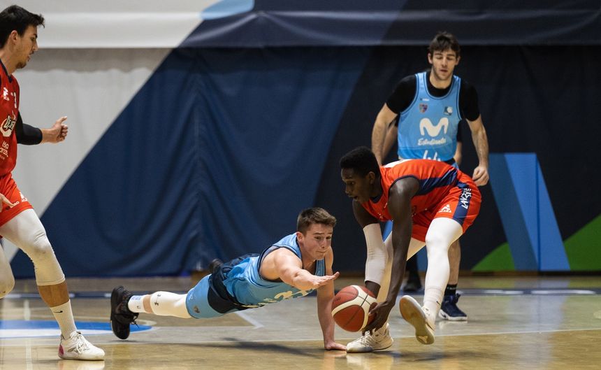 Estudiantes - Conejero (2)